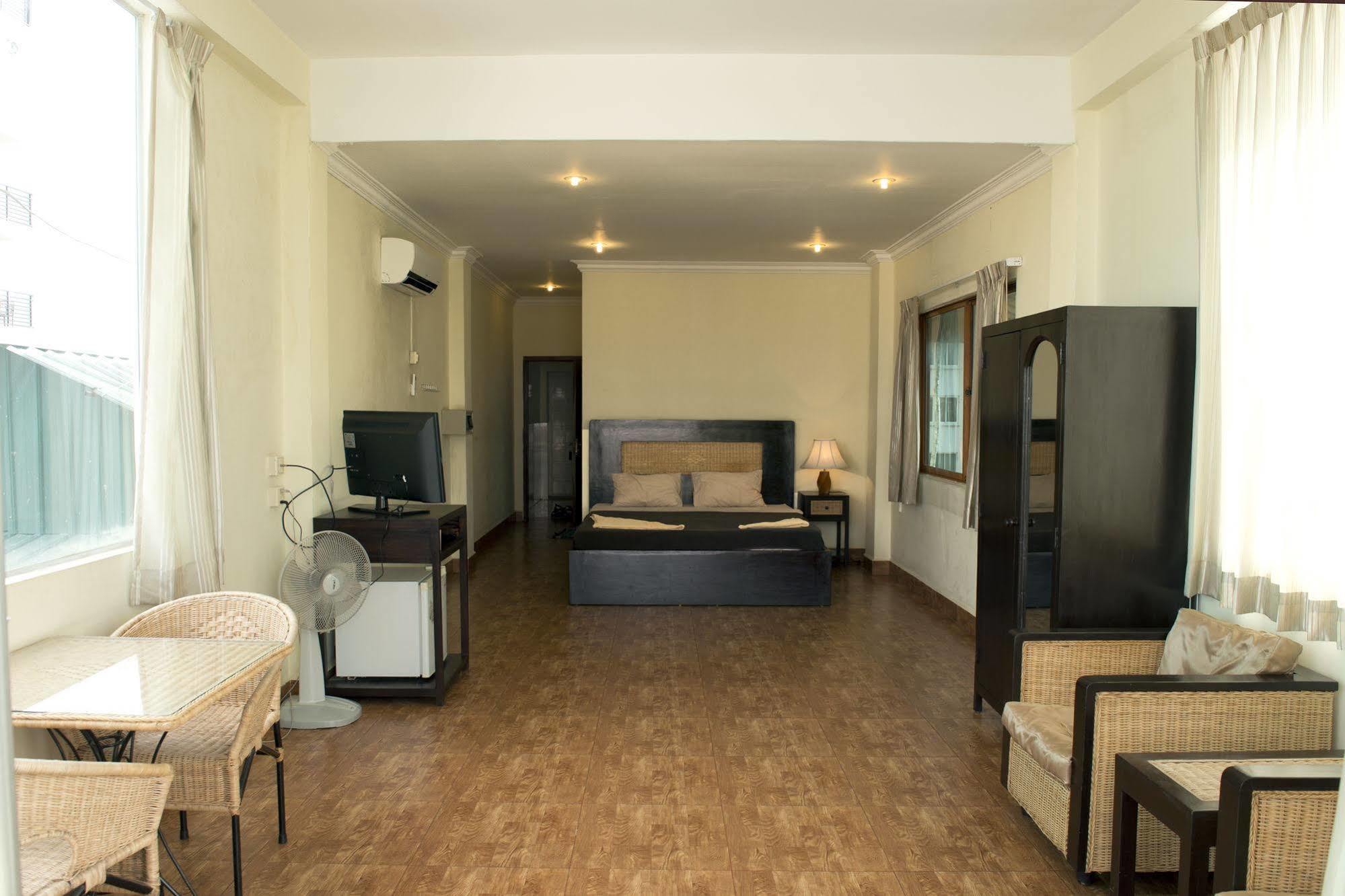 Velkommen Guesthouse פנום פן מראה חיצוני תמונה